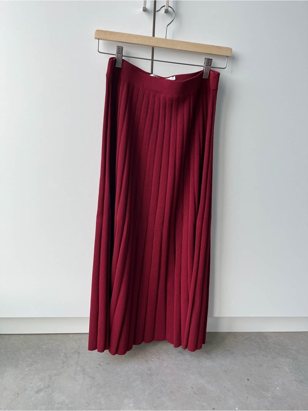 Simons Pleated Maxi Skirt in Deep Wine